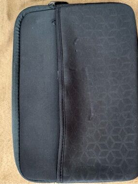 HP Black Hex-Texture Tablet Sleeve
